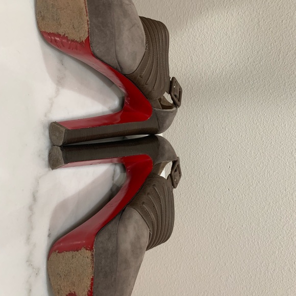 Christian Louboutin ByeBye heels Grey suede 36 1/2 - Picture 2 of 5
